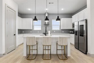 2635 Carmelita St in Dallas, TX - Building Photo - Building Photo