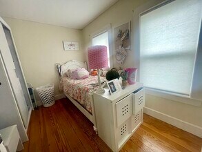 66 Lincoln St in Stoneham, MA - Building Photo - Building Photo