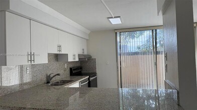 20118 SW 123rd Dr in Miami, FL - Building Photo - Building Photo