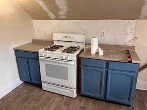 10 Railroad St in Essex Junction, VT - Building Photo - Building Photo