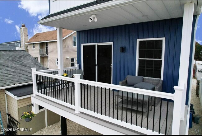 1309 NW Central Ave in Seaside Park, NJ - Building Photo - Building Photo