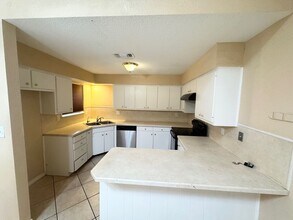 304 Thomas St in Midland, TX - Building Photo - Building Photo