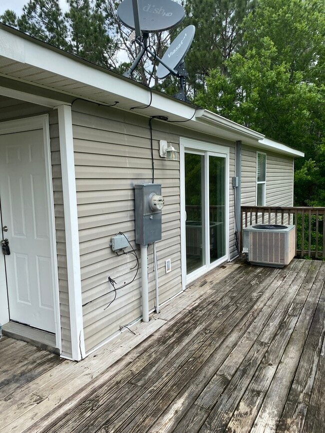 6110 E Pike St in Bay St. Louis, MS - Building Photo - Building Photo