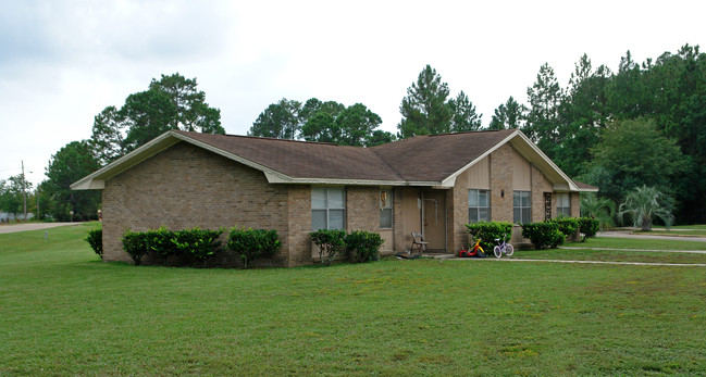 Havenwood Garden Apartments in Lynn Haven, FL - Foto de edificio - Building Photo