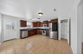 656 Woodland St in Centerton, AR - Building Photo - Building Photo