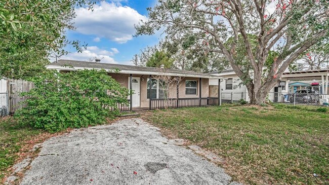 7621 46th Way N in Pinellas Park, FL - Building Photo - Building Photo