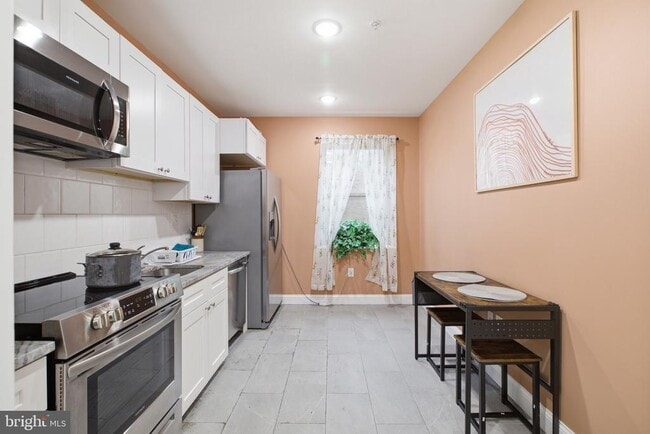 property at 925 N Broad St