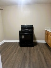 Tipperary Hill Apartments in Syracuse, NY - Building Photo - Building Photo