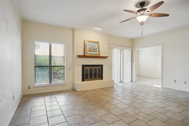 5717 Ridgerock Ct in Fort Worth, TX - Foto de edificio - Building Photo