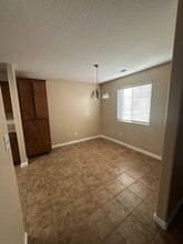 3338 N Linda Vista St in Visalia, CA - Building Photo - Building Photo