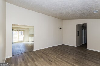 1070 Salisbury Trail in Riverdale, GA - Building Photo - Building Photo