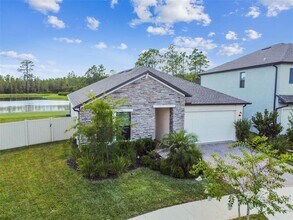 9571 Little Bluestem Dr in Land O Lakes, FL - Building Photo - Building Photo