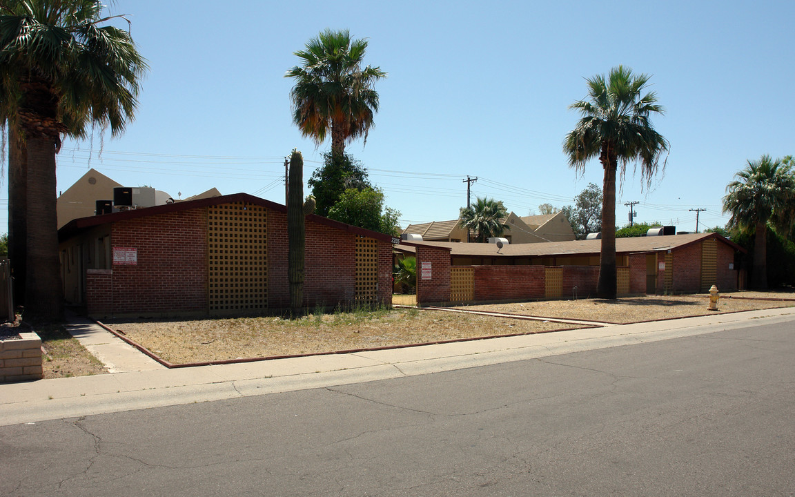 Sunset Vista (2 Buildings) in Tempe, AZ - Building Photo