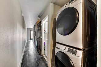 5002 Junius St in Dallas, TX - Building Photo - Building Photo