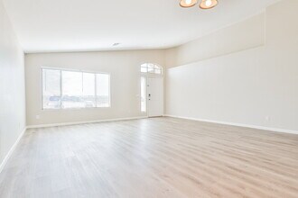 8544 E Peralta Ave in Mesa, AZ - Building Photo - Building Photo