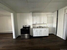 6 Sullivan Ave in Port Jervis, NY - Building Photo