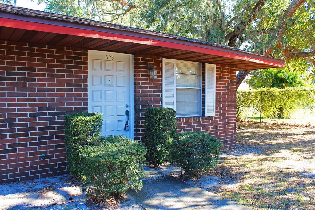 523 E Bella Vista St in Lakeland, FL - Foto de edificio