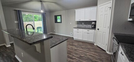 6916 Ridgemist Ln in North Little Rock, AR - Building Photo - Building Photo