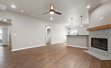 6961 22nd St in Lubbock, TX - Building Photo - Building Photo