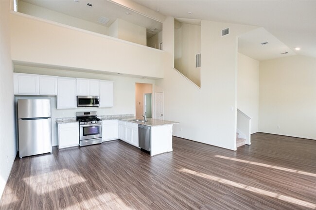 property at 216 N Lynx Trail