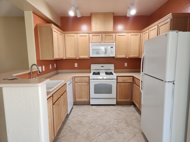 6790 Caporetto Ln in North Las Vegas, NV - Building Photo - Building Photo
