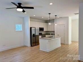 26 Cub Rd in Asheville, NC - Building Photo - Building Photo