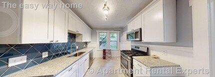 207 Boston Ave in Medford, MA - Foto de edificio - Building Photo