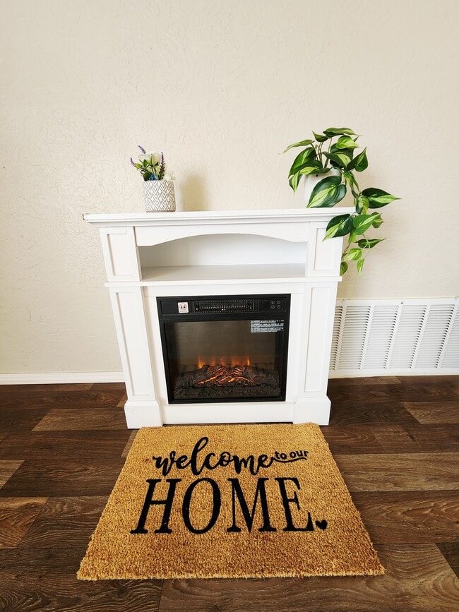 1607 NW Smith Ave in Lawton, OK - Foto de edificio - Building Photo