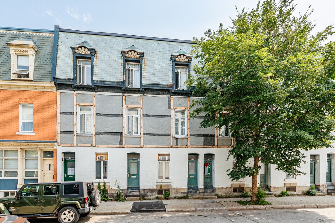 2532 Coursol Rue in Montréal, QC - Building Photo