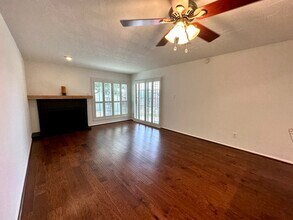 111 Henry Chandler Dr in Rockwall, TX - Building Photo - Building Photo
