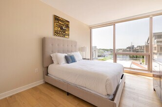 355 Atlantic St in Stamford, CT - Building Photo - Building Photo