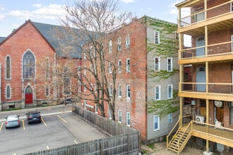 24 Centenary St in Binghamton, NY - Foto de edificio - Building Photo