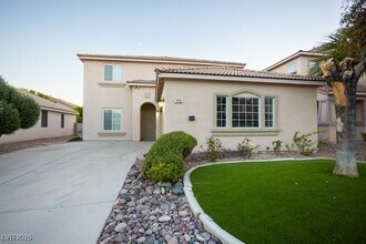 1113 E Hammer Ln in North Las Vegas, NV - Building Photo - Building Photo