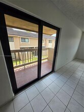 15425 SW 80th St in Miami, FL - Building Photo - Building Photo