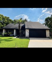 7722 Timberway Ln in Houston, TX - Building Photo