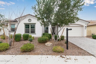 11807 W Pkwy Ln in Avondale, AZ - Building Photo - Building Photo