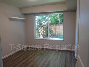 8443 Delridge Wy SW in Seattle, WA - Building Photo - Building Photo