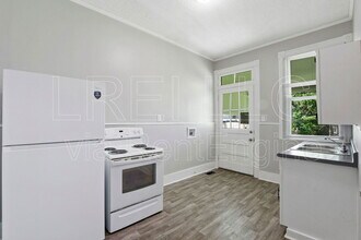 3011 Rowan St in Louisville, KY - Building Photo - Building Photo