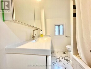 67 Queen Mary St in Ottawa, ON - Building Photo - Building Photo