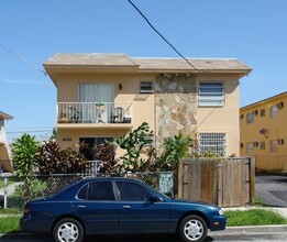 1425 SW 5th St in Miami, FL - Building Photo - Building Photo