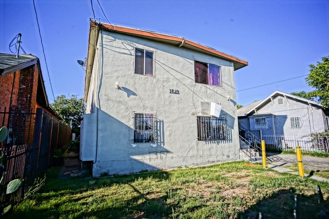 1623 E 33rd St in Los Angeles, CA - Building Photo - Building Photo