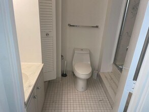 1265 Beacon St, Unit 303 in Brookline, MA - Building Photo - Building Photo