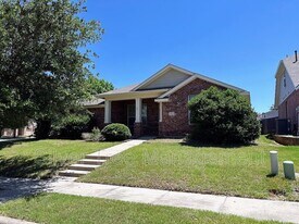 10601 Ambling Trail in Fort Worth, TX - Building Photo