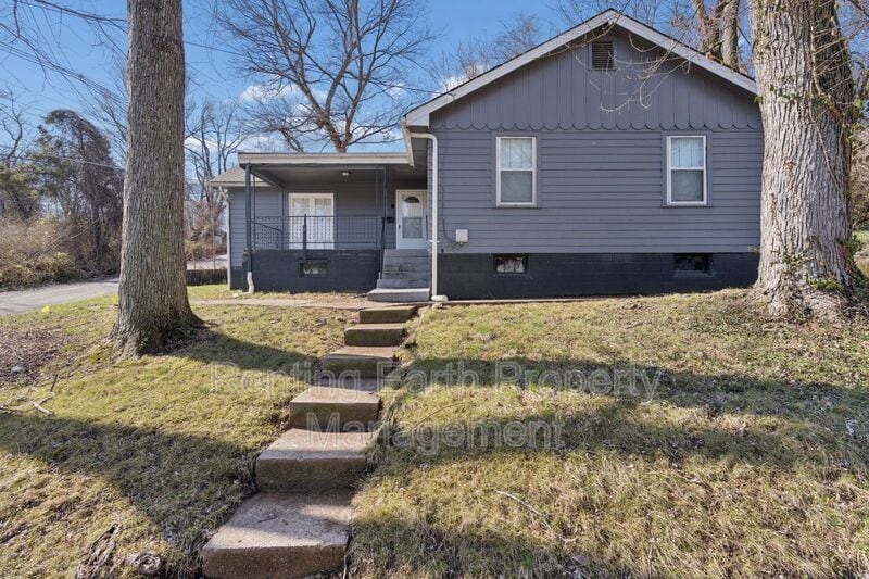 5515 Wilborn Dr in Jennings, MO - Building Photo