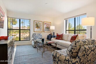 5132 N 31st Way in Phoenix, AZ - Building Photo - Building Photo