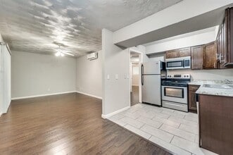 811 Skillman St in Dallas, TX - Building Photo - Building Photo