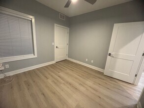 105 Beacon Harbor Pkwy in East Moline, IL - Building Photo - Building Photo