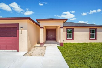 20365 Marie Ct in Loxahatchee, FL - Building Photo - Building Photo