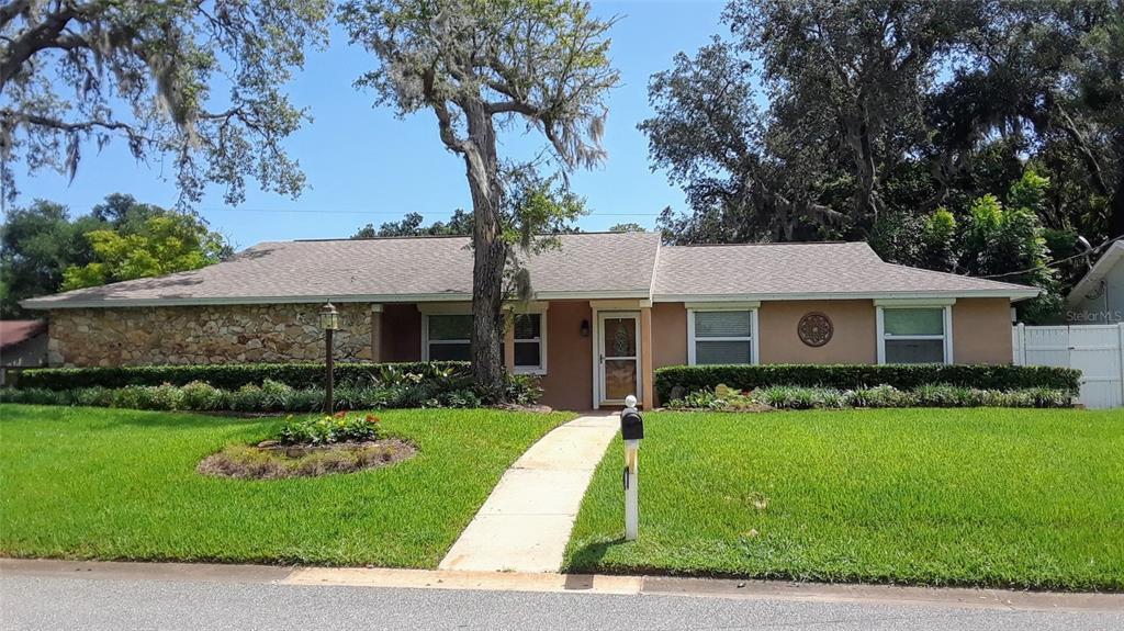 71 Brookwood Dr in Ormond Beach, FL - Building Photo