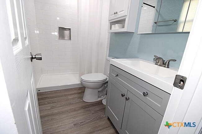property at 105 E Avenue A